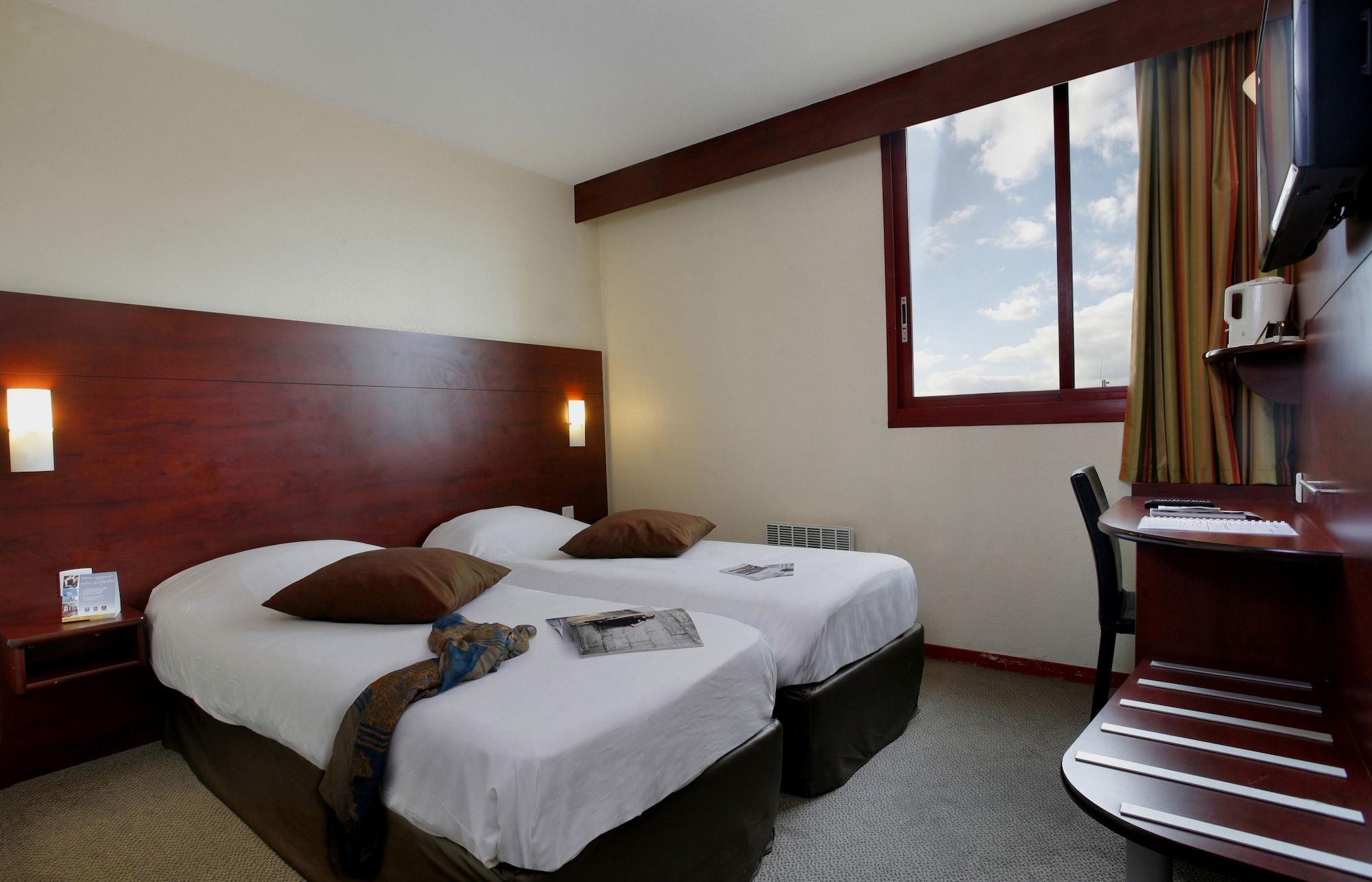 Hotel Gallieni Gennevilliers Exterior photo