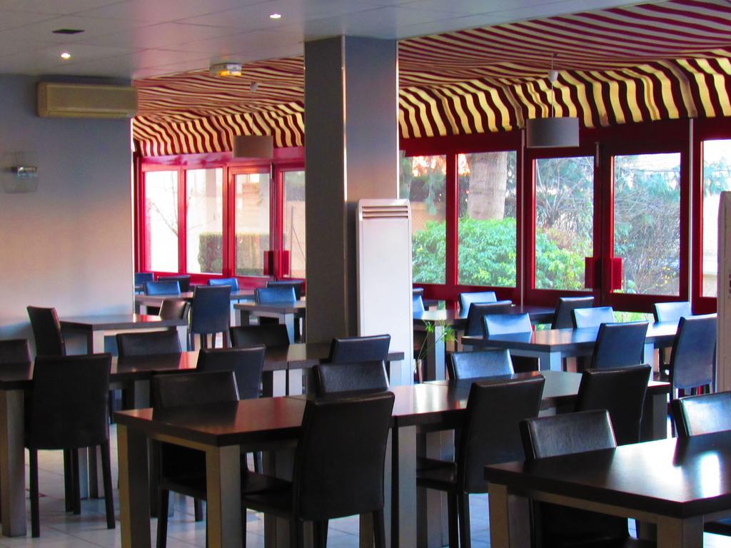 Hotel Gallieni Gennevilliers Exterior photo